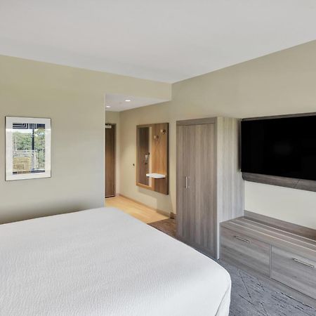 Holiday Inn Express & Suites Fort Walton Beach - Eglin Area By Ihg ภายนอก รูปภาพ