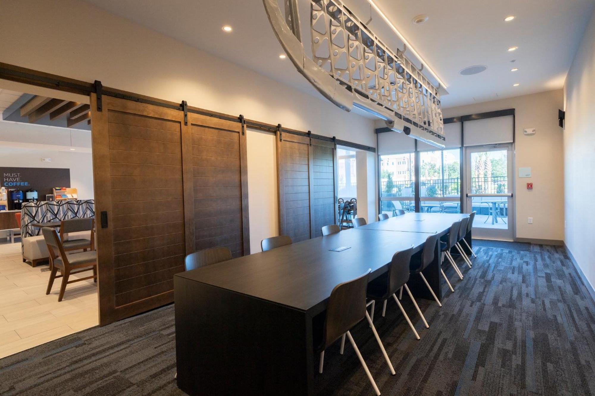 Holiday Inn Express & Suites Fort Walton Beach - Eglin Area By Ihg ภายนอก รูปภาพ