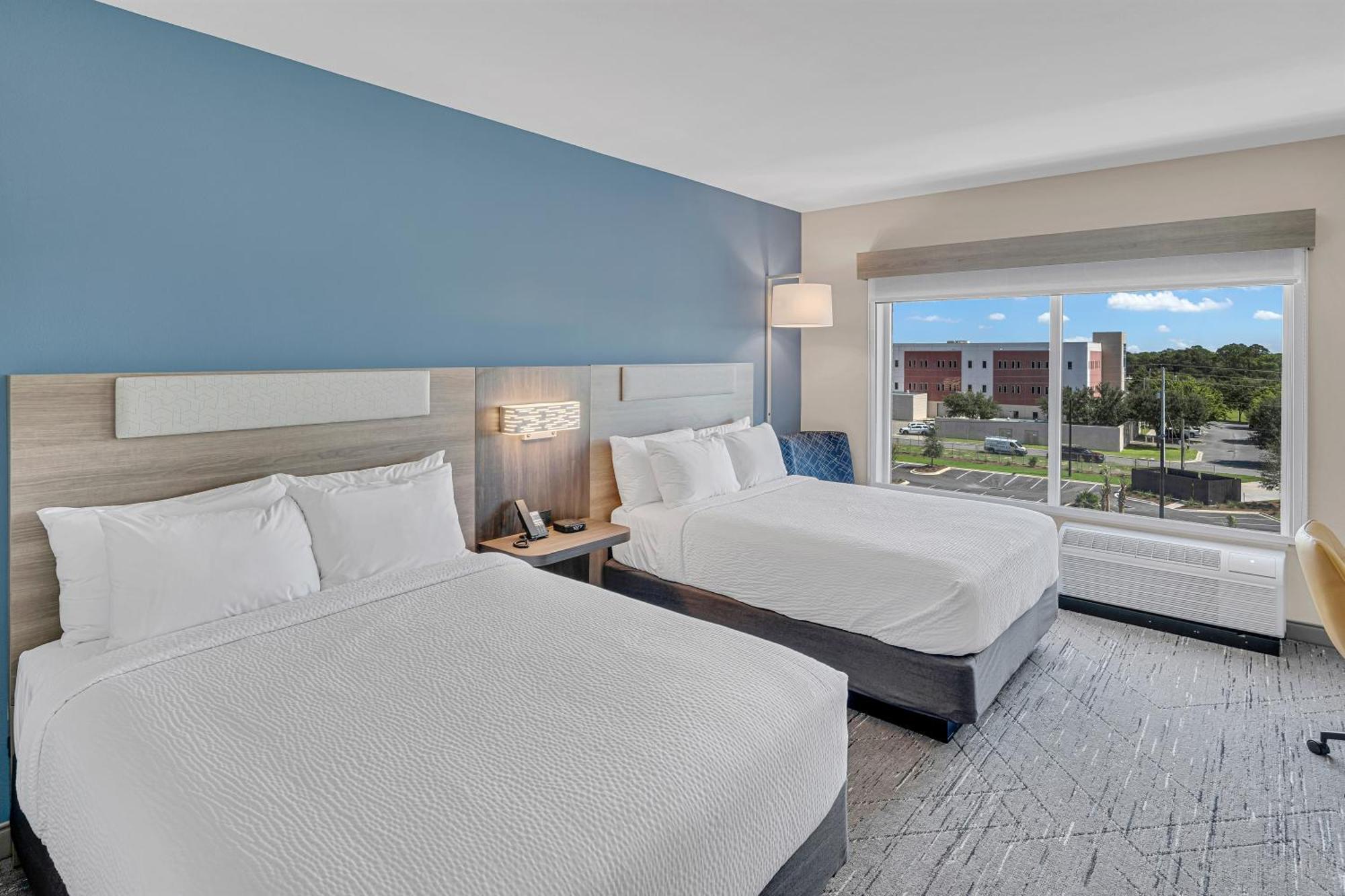 Holiday Inn Express & Suites Fort Walton Beach - Eglin Area By Ihg ภายนอก รูปภาพ