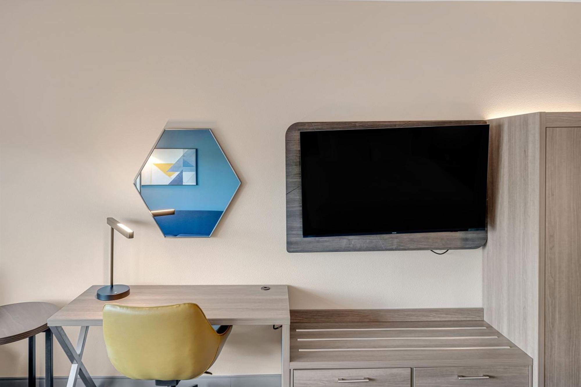 Holiday Inn Express & Suites Fort Walton Beach - Eglin Area By Ihg ภายนอก รูปภาพ